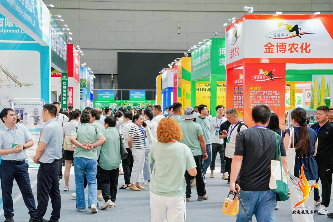 2025新疆智慧农业展盛大开幕！硬核产品扎堆 科技赋能农业创新发展