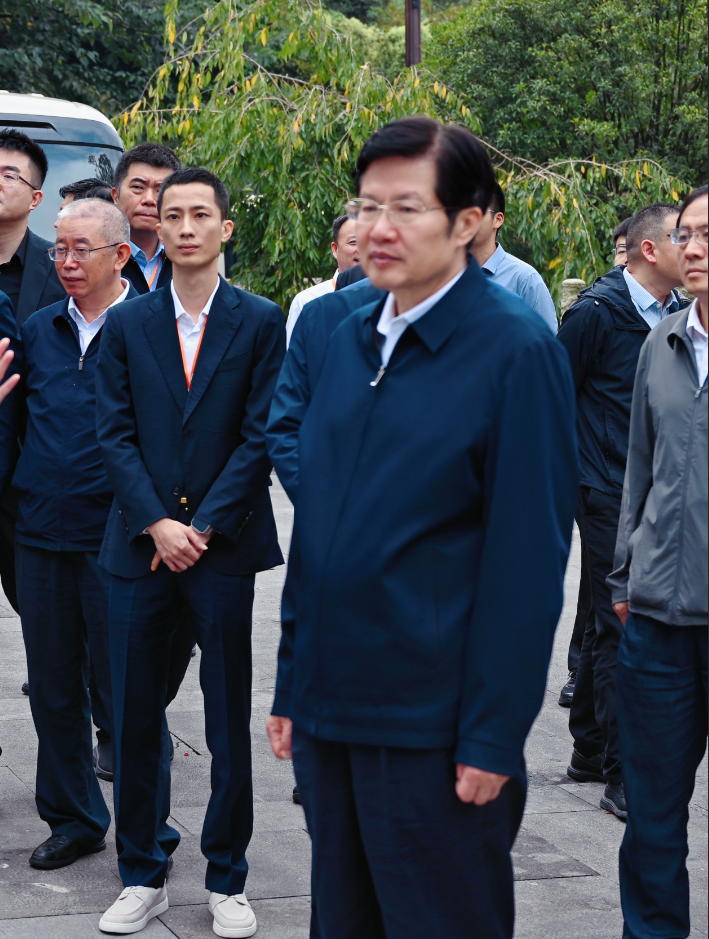 1761538936457817.png e5ec3e4ec4d47477e77e5444b8886ef9.png